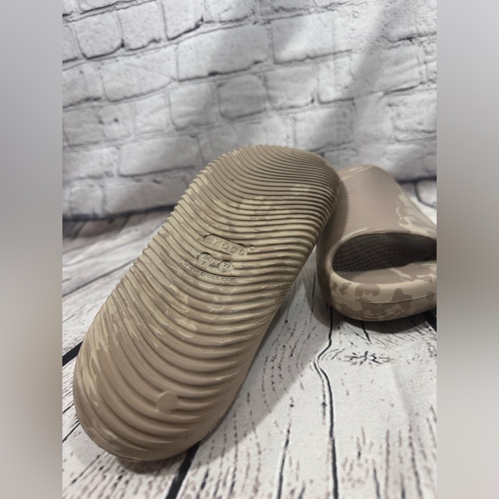 Crocs Women's Brown Mellow Marbled Slide - Picture 5 of 7